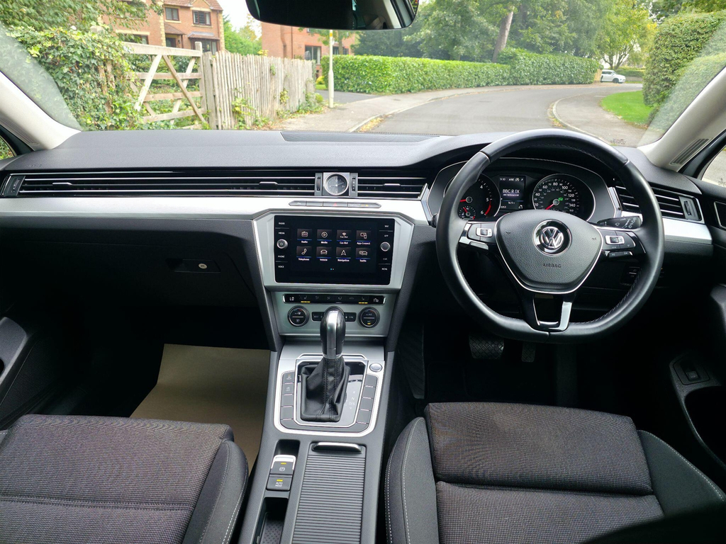 Volkswagen Passat Est R-line 190Ps Dsg  #14