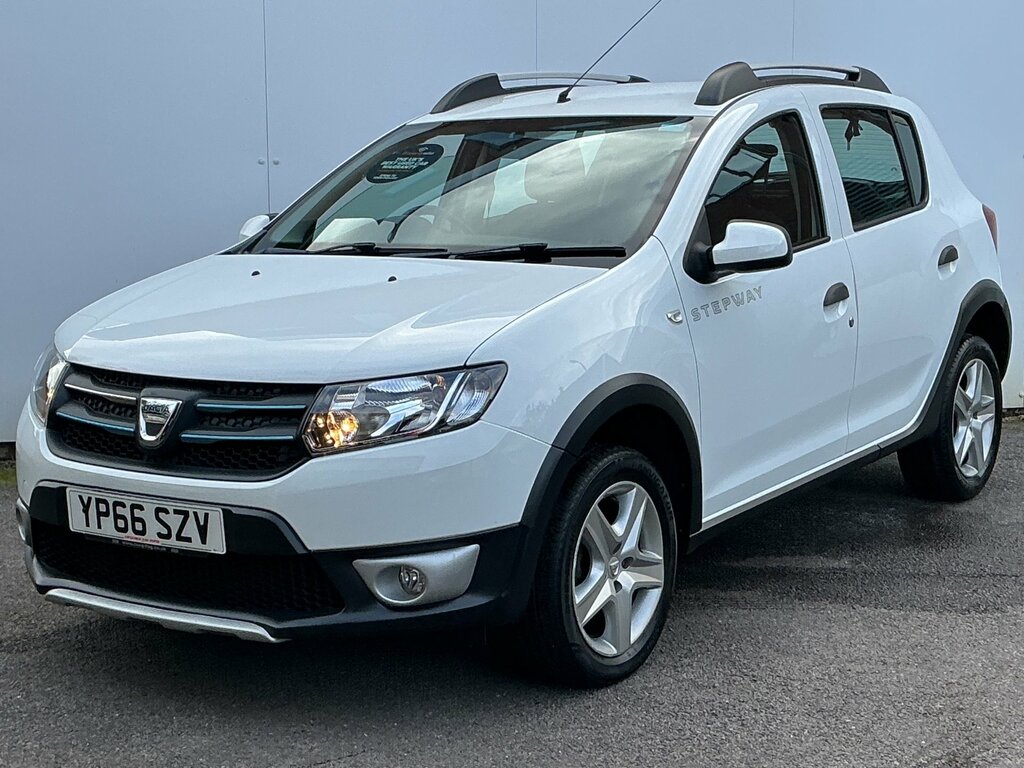 Dacia Sandero Stepway 1.5 Dci Laureate Hatchback Euro White