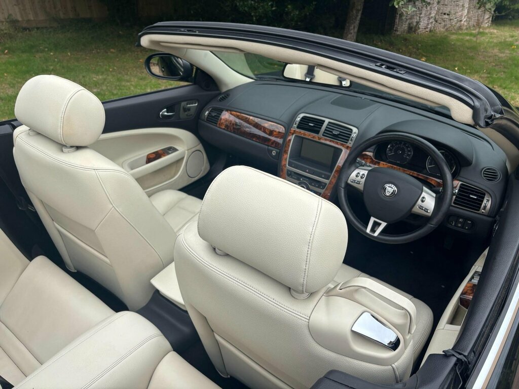 Jaguar XK 4.2 V8 Euro 4 Silver #22