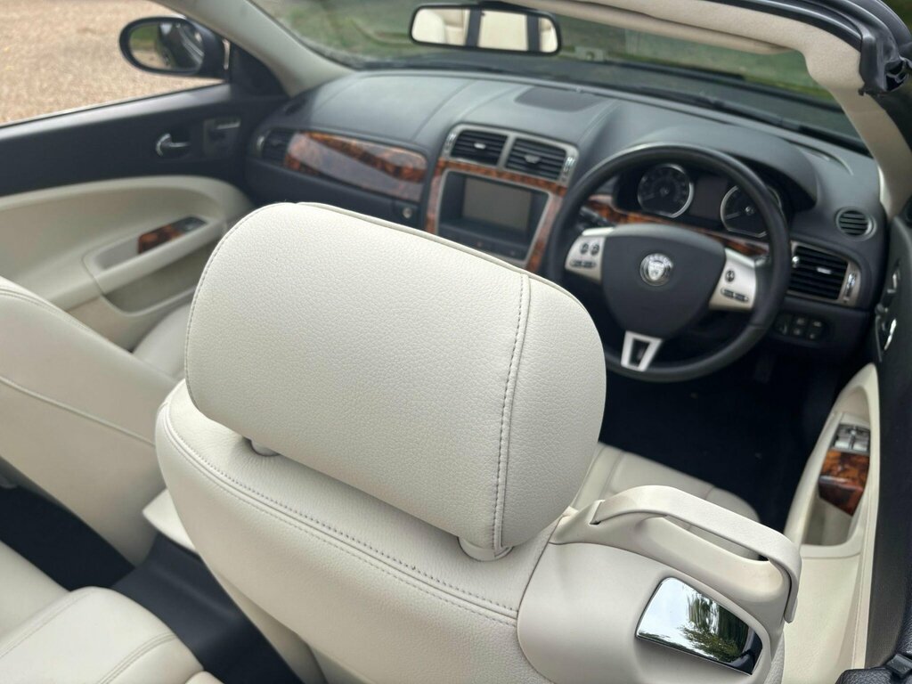 Jaguar XK 4.2 V8 Euro 4 Silver #15