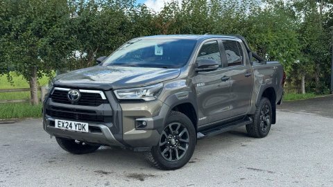 Toyota HILUX 2.4D Active 150 #30