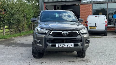 Toyota HILUX 2.4D Active 150 #33