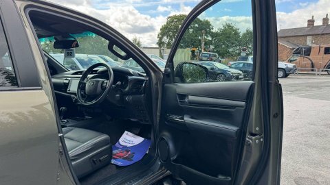 Toyota HILUX 2.4D Active 150 #20
