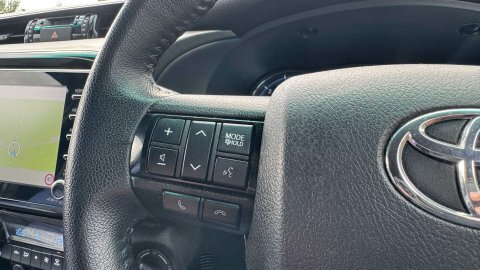 Toyota HILUX 2.4D Active 150 #13