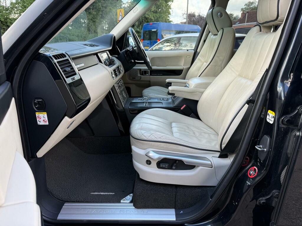 Land Rover Range Rover 4.4 Tdv8 Westminster Black #9