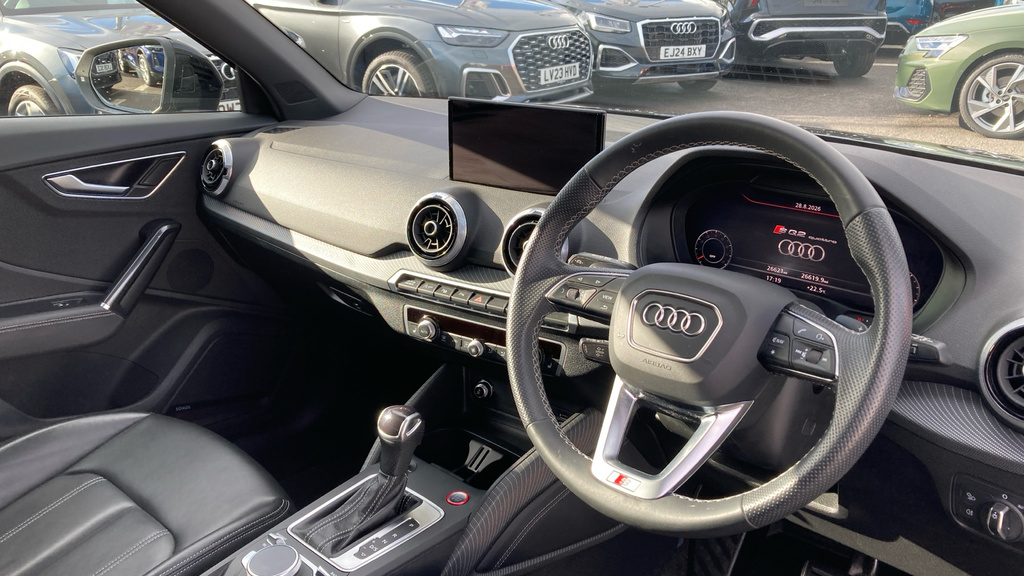 Audi SQ2 Black Edition Tfsi 300 Ps S Tronic Blue #9