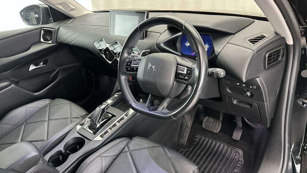 DS DS 3 Crossback 100Kw E-tense Ultra Prestige 50Kwh Grey #10