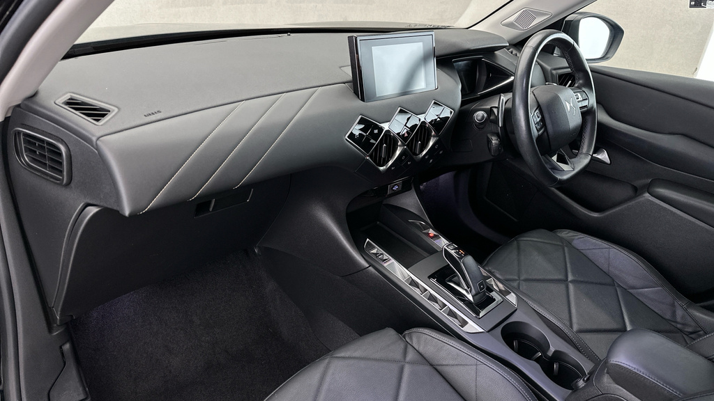DS DS 3 Crossback 100Kw E-tense Ultra Prestige 50Kwh Grey #11