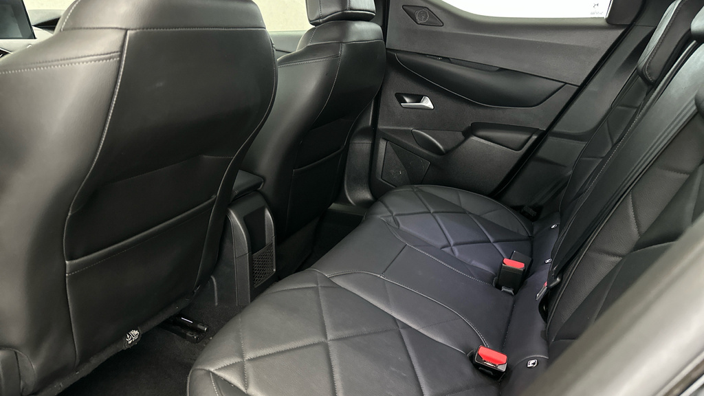 DS DS 3 Crossback 100Kw E-tense Ultra Prestige 50Kwh Grey #19