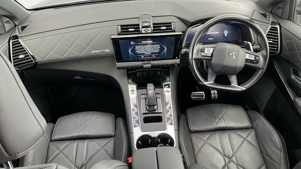 DS DS 7 Crossback 1.6 E-tense 13.2Kwh Rivoli Crossback Plug-in Eat8 Black #11