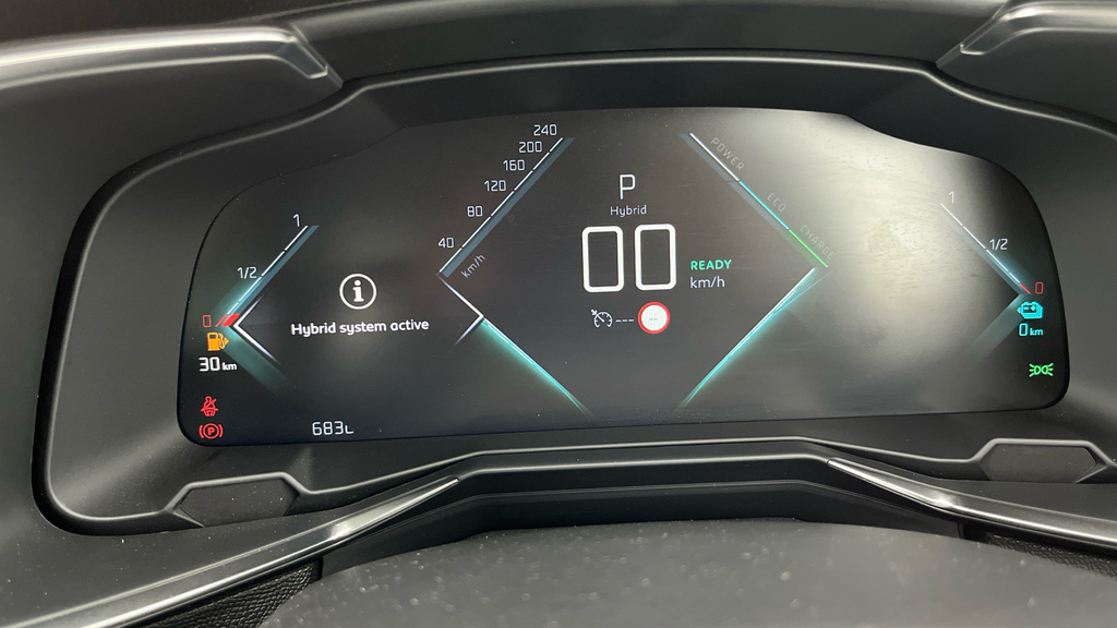 DS DS 7 Crossback 1.6 E-tense 13.2Kwh Rivoli Crossback Plug-in Eat8 Black #23