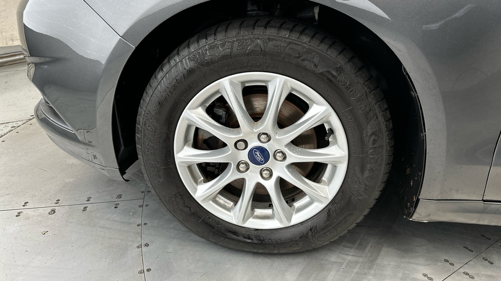 Ford Mondeo 2.0 Hybrid Titanium Edition Silver #21