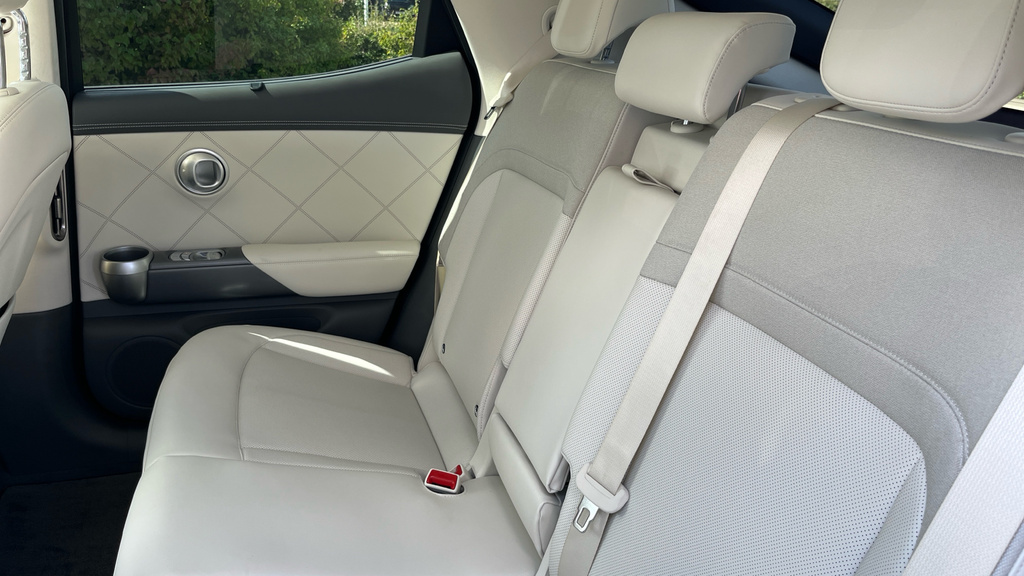Genesis GV60 84Kwh Pure Suv 229 Ps Blue #21