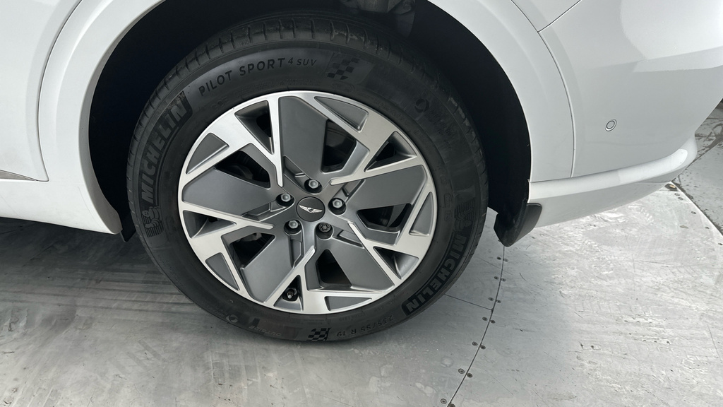 Genesis GV70 77.4Kwh, Dual Motor Sport Grey #24