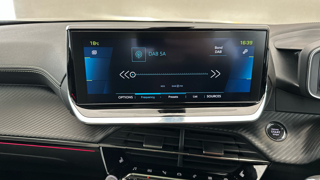 Peugeot e-2008 50Kwh Gt Line Blue #19