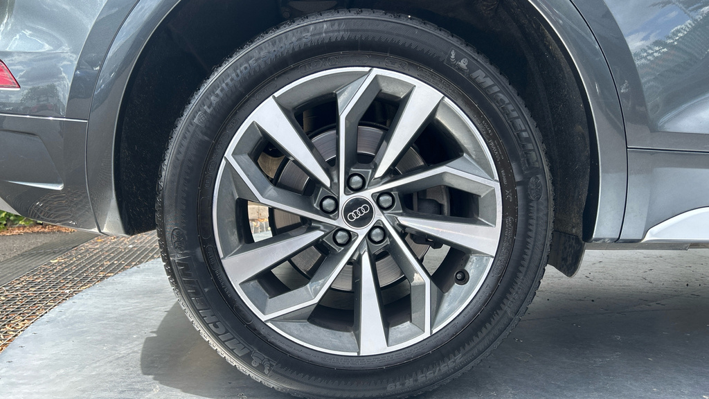 Audi Q5 50 Tfsi E Quattro Black Edition S Tronic Black #17