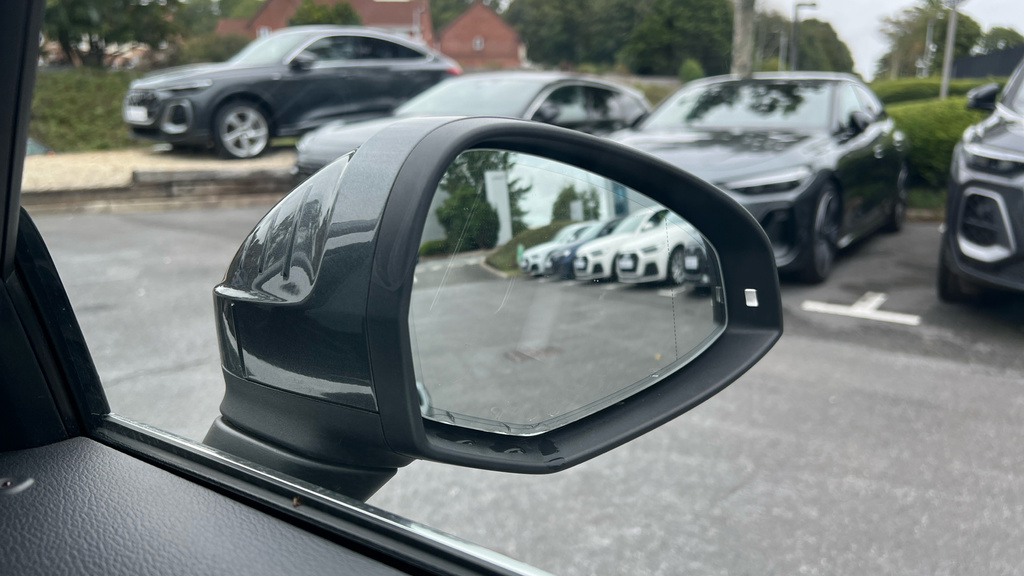 Audi A4 Avant A4 S Line Black Edition 35 Tdi Mhev Grey #36