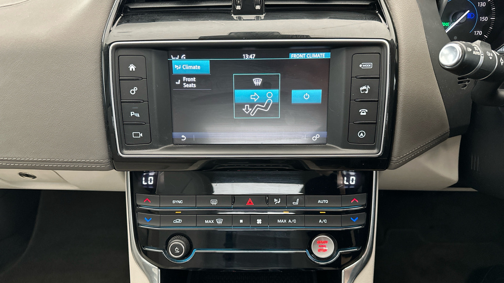 Jaguar XE 2.0D R-sport Saloon Blue #16