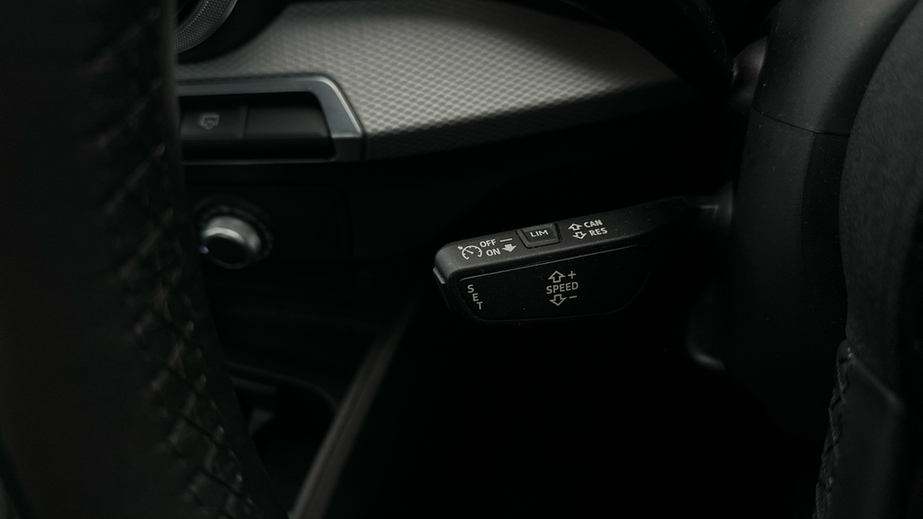 Audi Q2 35 Tfsi S Line S Tronic Grey #14