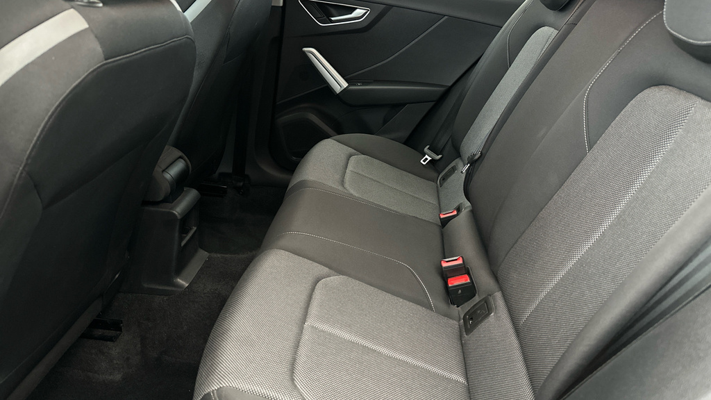 Audi Q2 35 Tfsi S Line S Tronic Grey #21