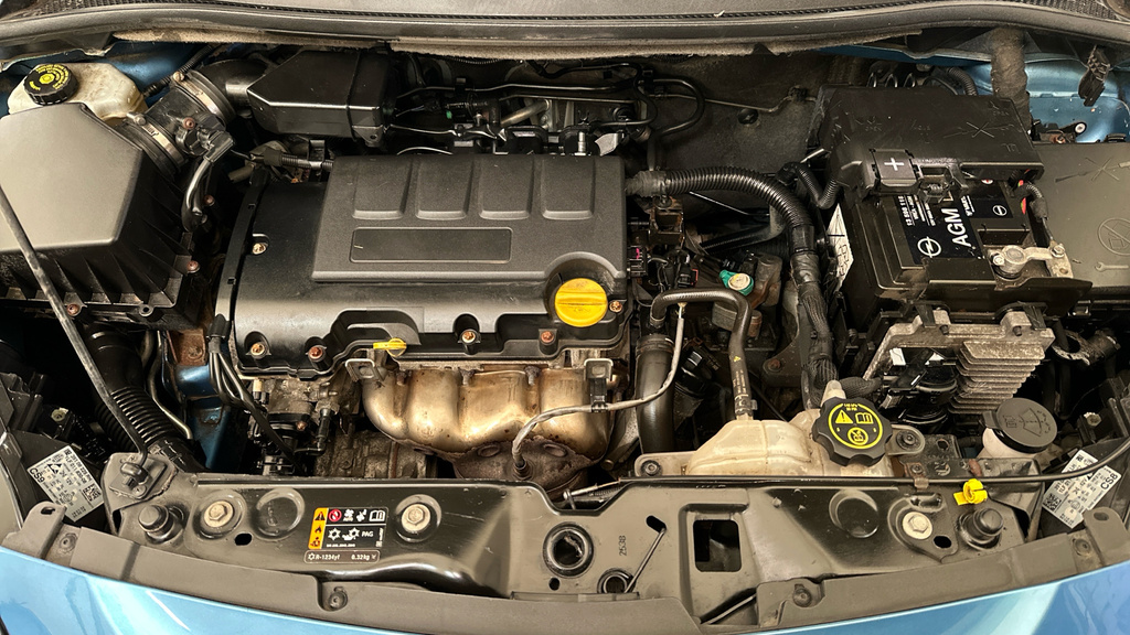 Vauxhall Corsa 1.4I Ecotec Griffin Hatchback Eu Blue #23