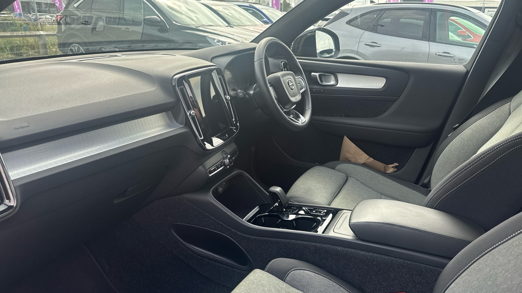 Volvo XC40 1.5 T5 Recharge Phev Ultimate Bright Grey #10