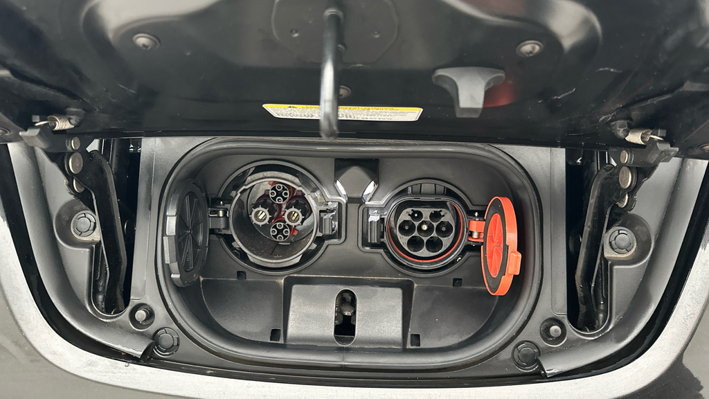 Nissan Leaf 40Kw Tekna With Bose Audio And Pro Pilot Technolog Black #11