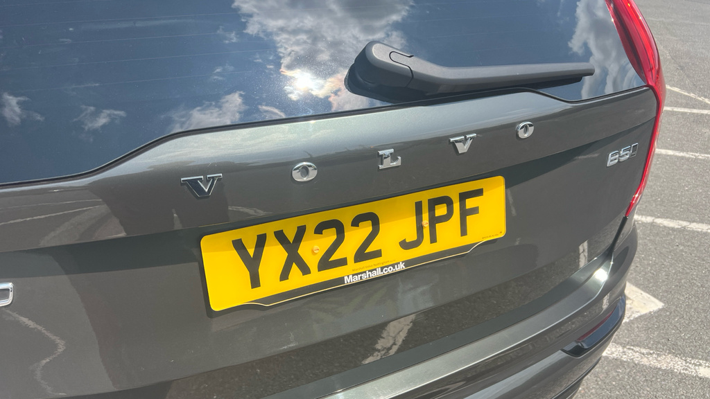 Volvo XC90 R-design, B5 Awd Mild Hybrid Climate Pack- Grey #43