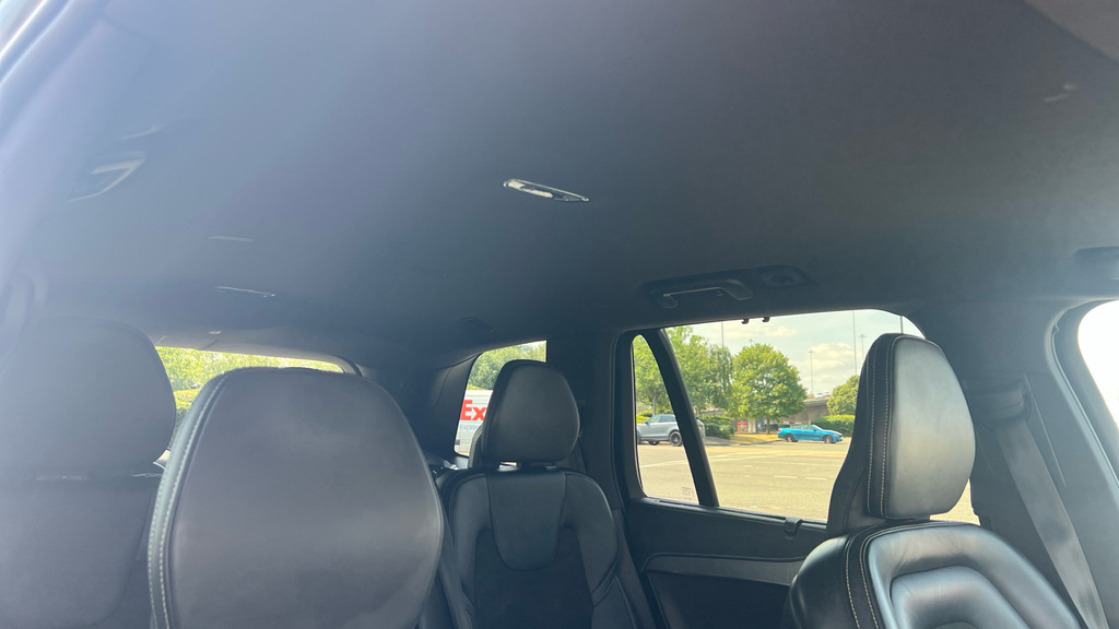 Volvo XC90 R-design, B5 Awd Mild Hybrid Climate Pack- Grey #36