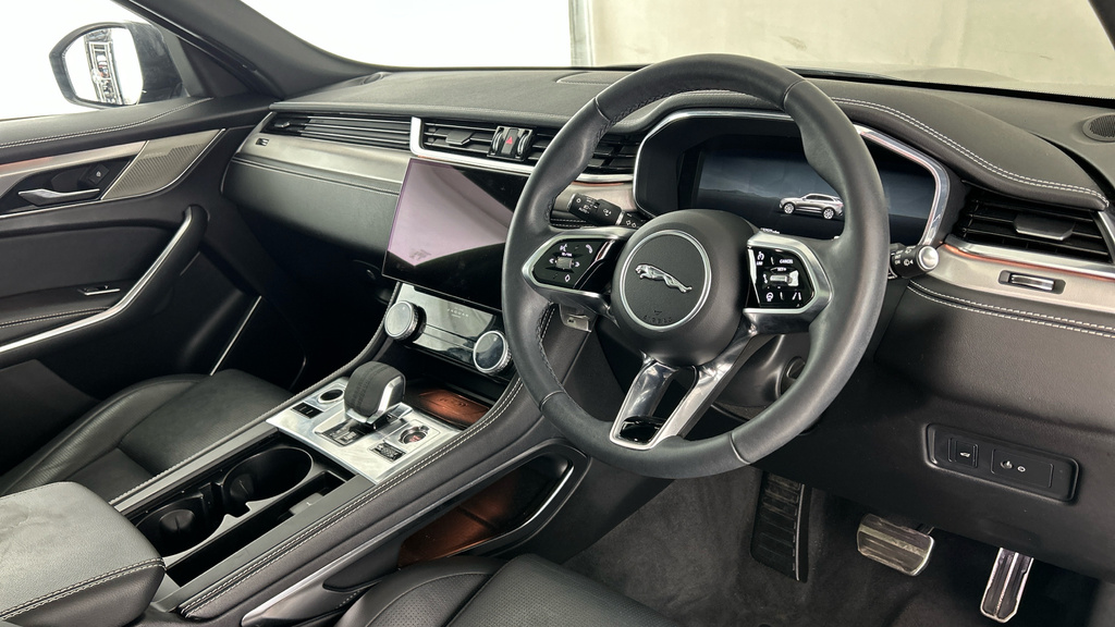 Jaguar F-Pace 5.0 V8 550 Svr Awd Panoramic Roof Black #11
