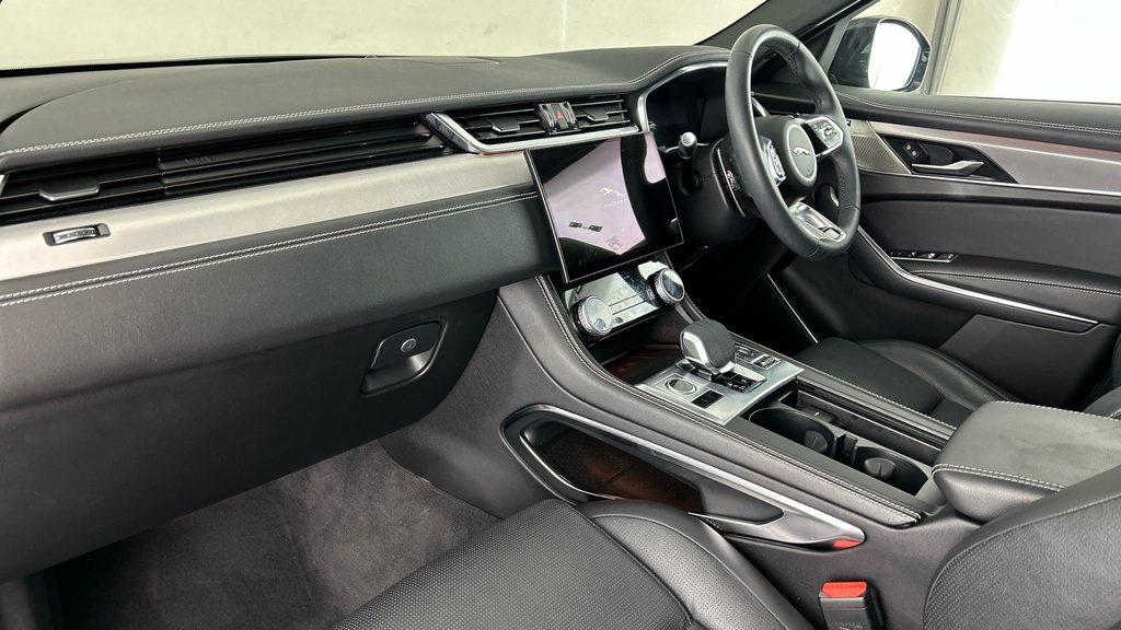 Jaguar F-Pace 5.0 V8 550 Svr Awd Panoramic Roof Black #12