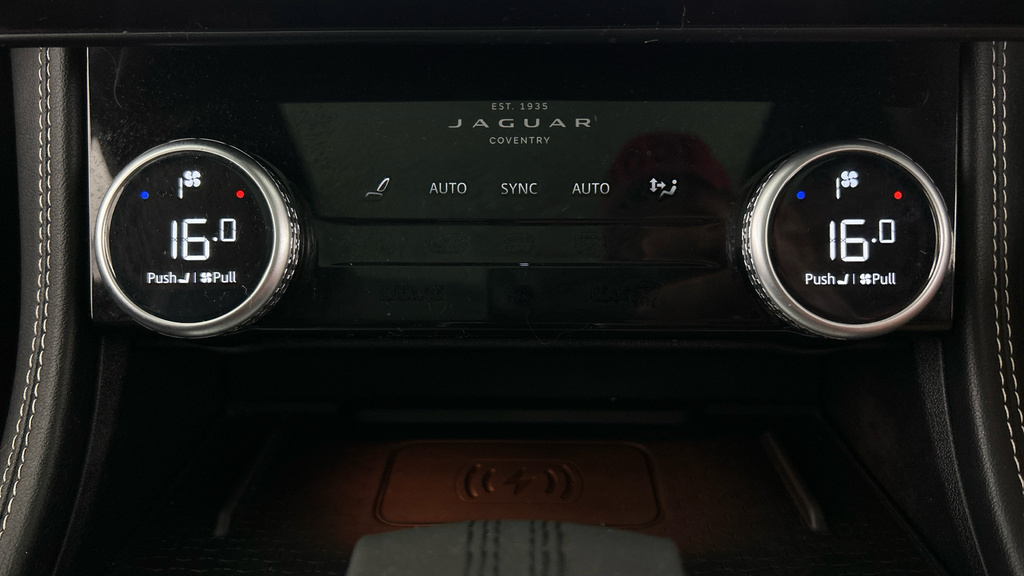 Jaguar F-Pace 5.0 V8 550 Svr Awd Panoramic Roof Black #18