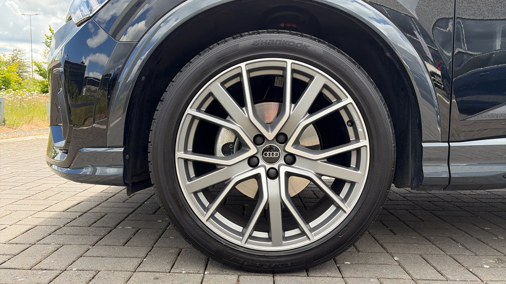 Audi Q3 1.5 E-hybrid S Line S Tronic 2025 Grey #18
