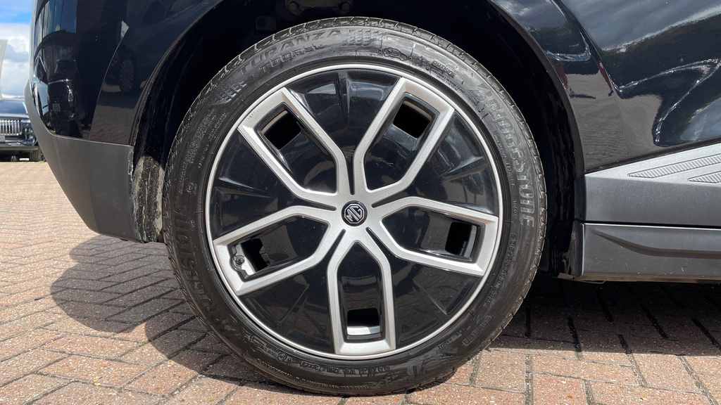 MG MG4 64Kwh Xpower Hatchback 4Wd Dual Black #33