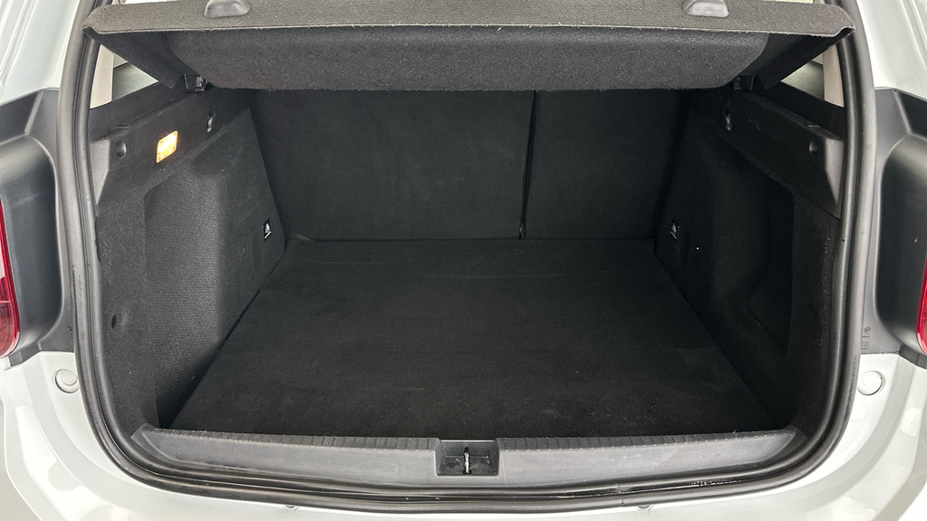 Dacia Duster 1.5 Blue Dci Comfort Suv 4Wd Sel White #19