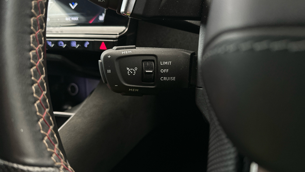 DS DS 7 Crossback 1.6 E-tense 13.2Kwh Rivoli Crossback Plug-in Eat8 Black #14