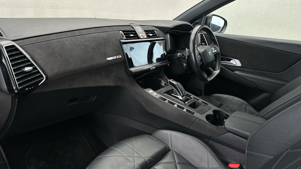 DS DS 7 Crossback 1.6 E-tense 13.2Kwh Rivoli Crossback Plug-in Eat8 Black #13