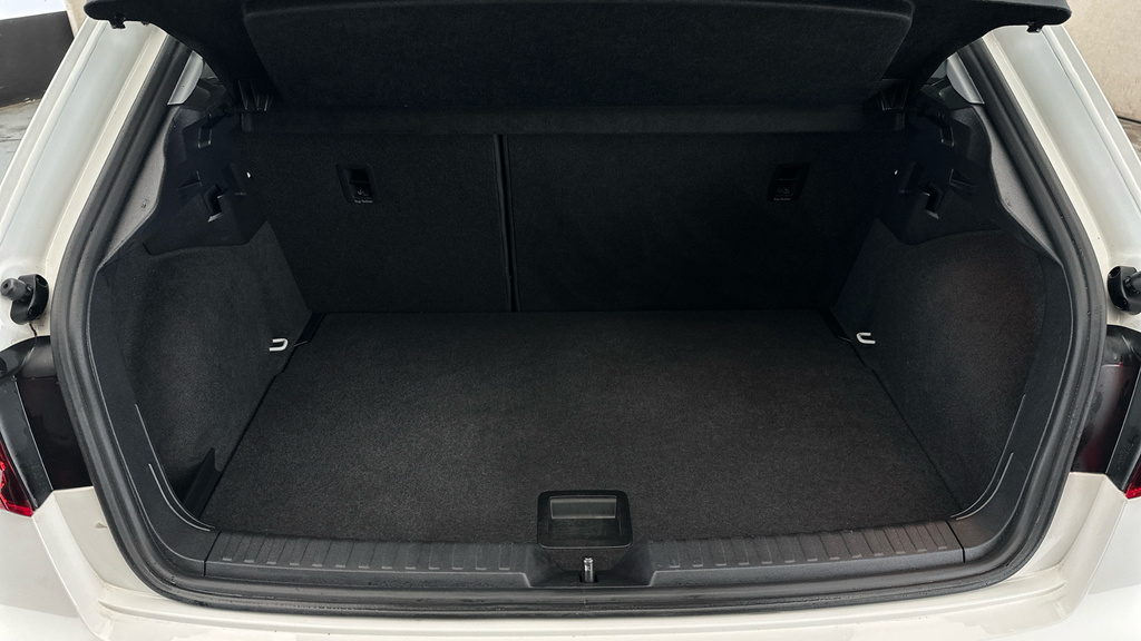 Audi A1 1.0 Sportback Tfsi Sport 94 Bhp White #21