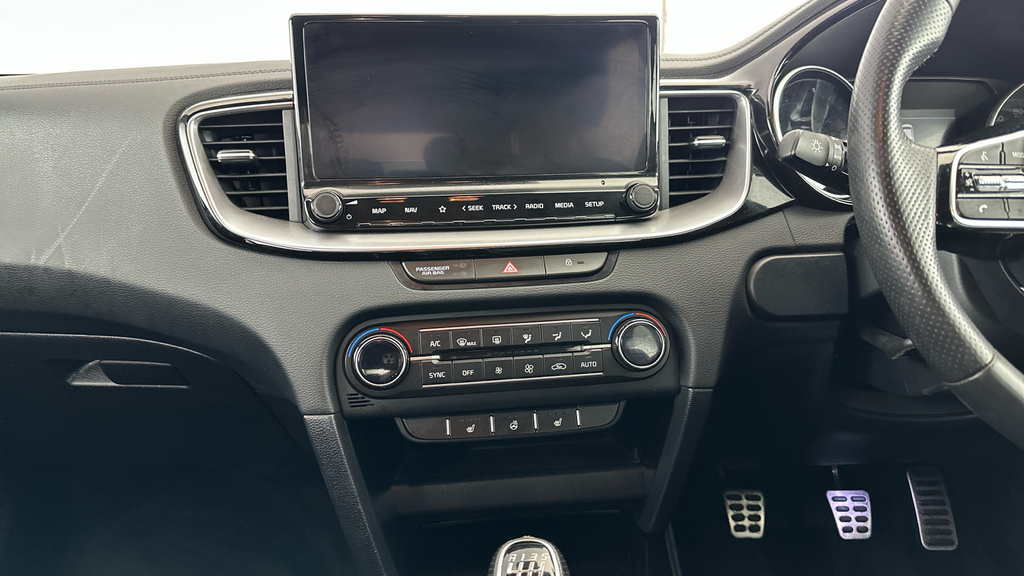 Kia Ceed 1.5T Gdi Isg 138 Gt-line 138 Silver #24