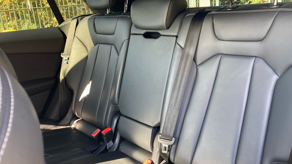 Audi Q8 55 Tfsi Quattro Black Edition Tiptronic Black #14