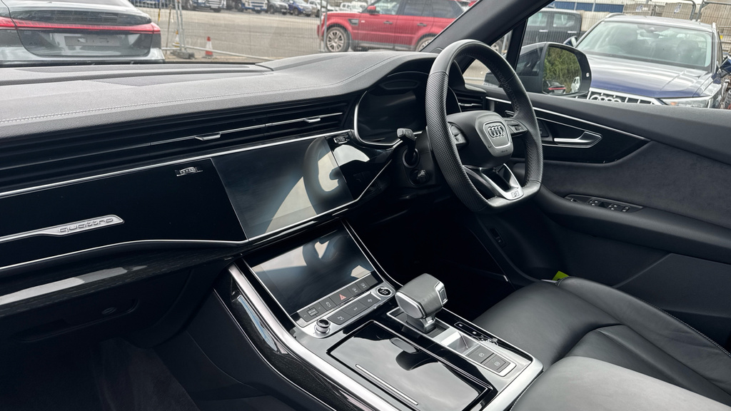 Audi Q7 3.0 Tdi V6 Black Edition Suv Tiptronic Black #10