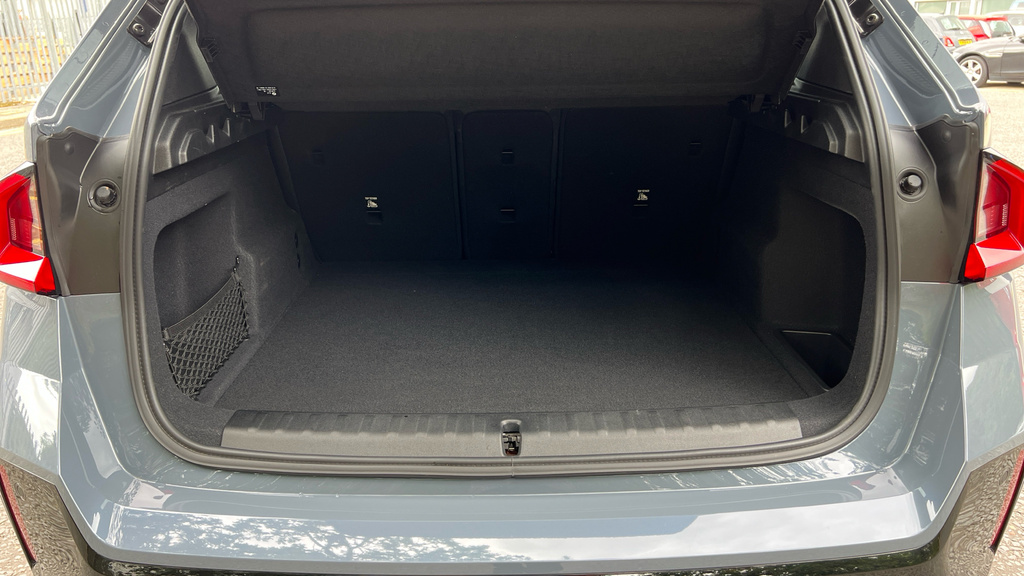 BMW X1 Xdrive 23I Mht M Sport Step White #18