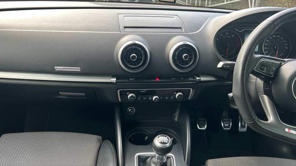 Audi A3 Sport 1.5 Tfsi Cylinder On Demand 150 Ps 6-Speed #18