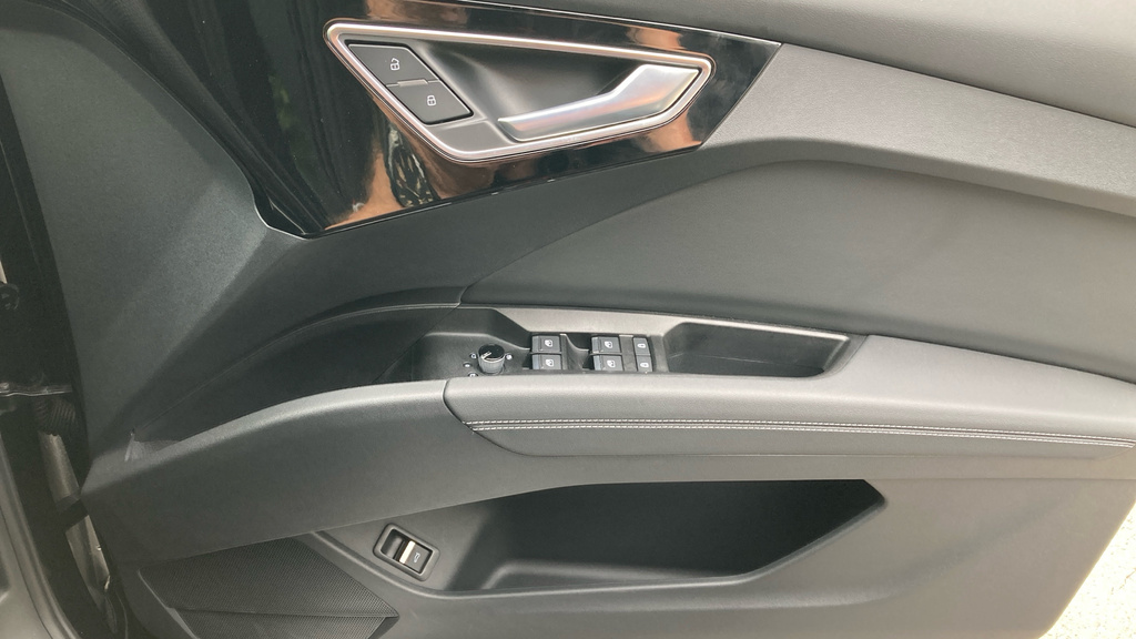 Audi Q4 E Tron 55 S Line Suv Quattro 82Kwh 340 Grey #29