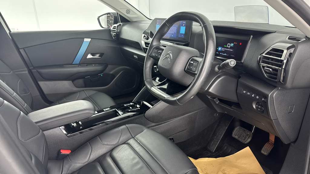 Citroen e-C4 50Kwh Shine Plus Fastback 7.4Kw Charger Grey #9