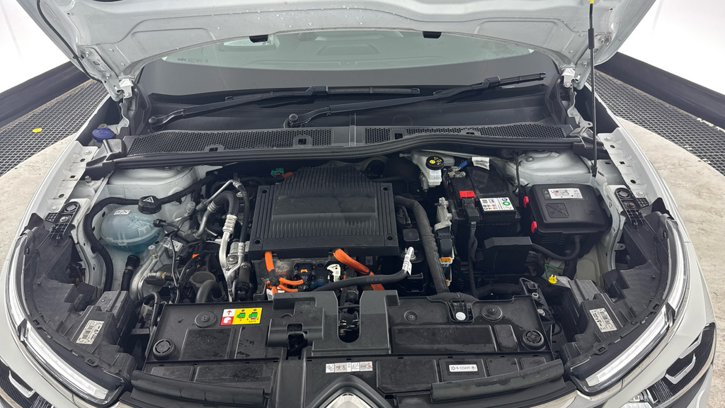 Citroen e-C4 50Kwh Shine Plus Fastback 7.4Kw Charger Grey #20