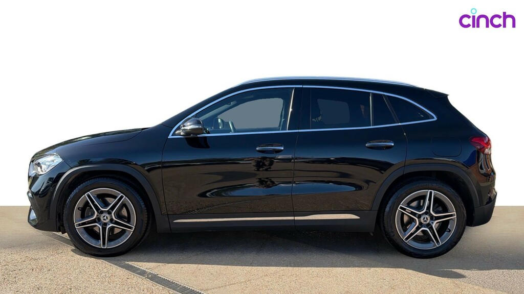 Mercedes-Benz GLA Class Gla 200 Amg Line Premium Plus Black #6
