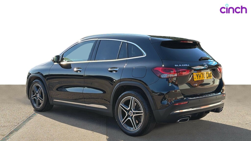 Mercedes-Benz GLA Class Gla 200 Amg Line Premium Plus Black #5