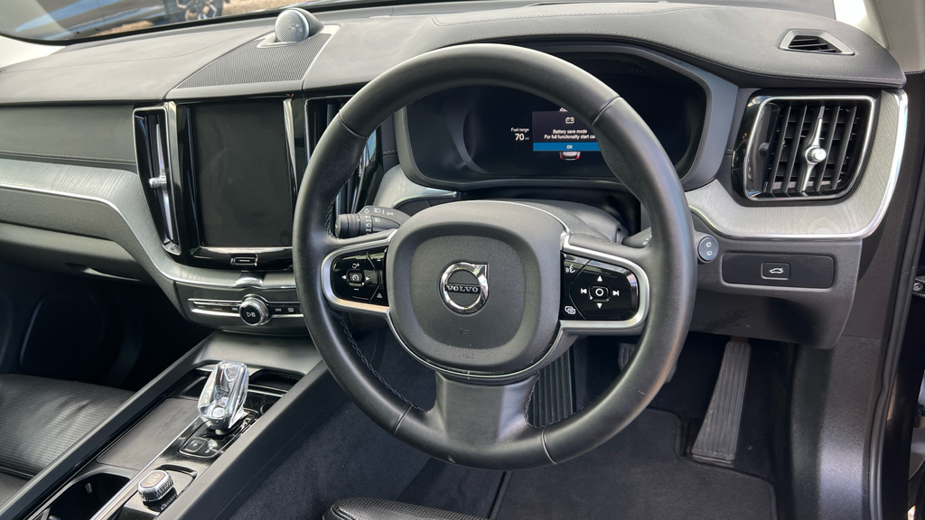 Volvo XC60 Plus Dark T6 Awd 350 Hp Grey #23