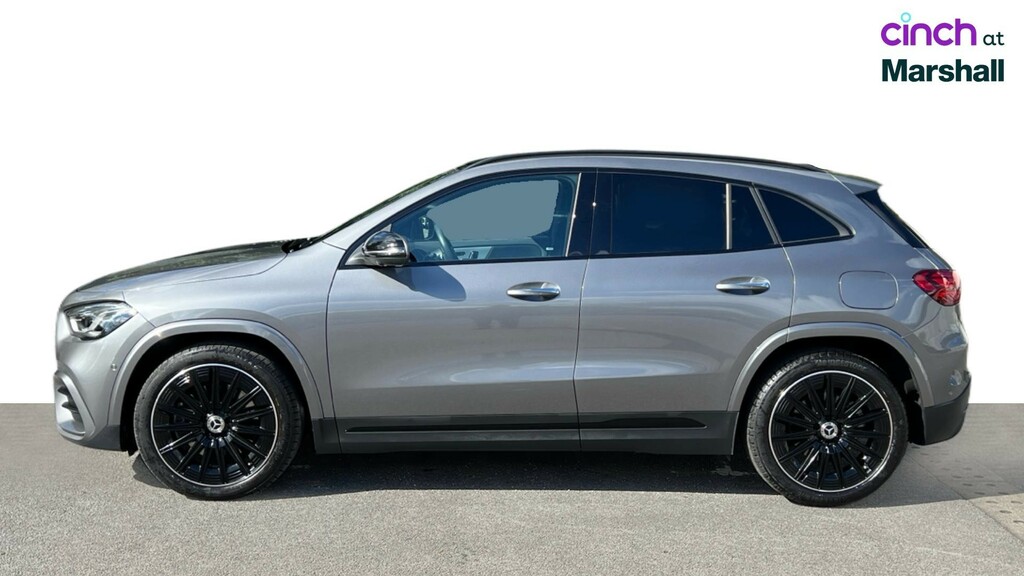 Mercedes-Benz GLA Class Gla 200 Amg Line Premium Black #8